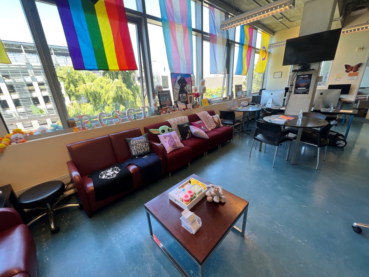 Lounge Resources | Resource Center For Sexual & Gender Diversity